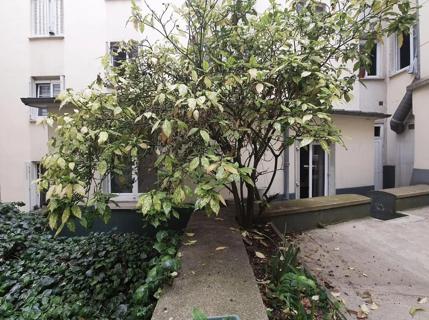 Paris Montmartre, Mairie Du 18E Apartment 0*,  France